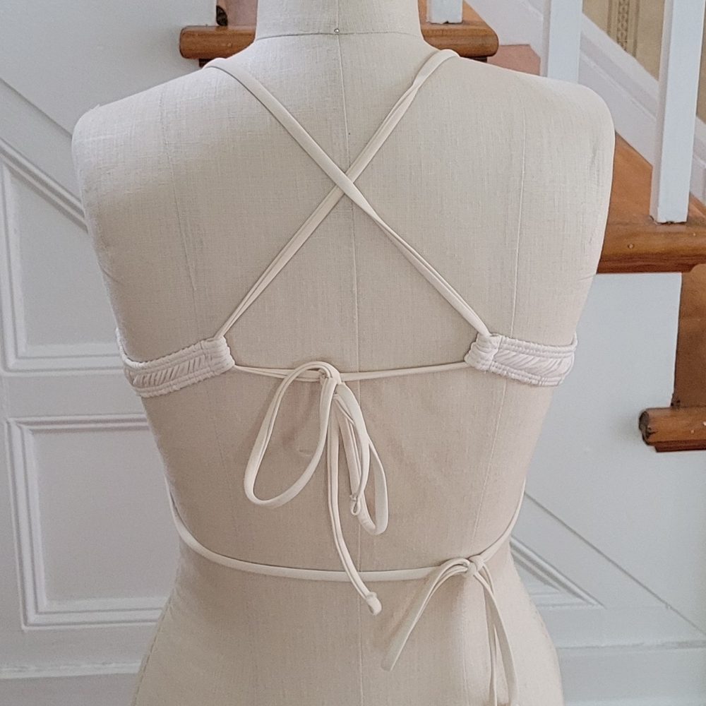 ZAFUL Ribbed Gold Metal Ring Criss Cross Cream Bikini Top Size 6 - Picture 4 of 7